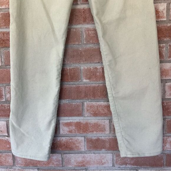 Levi’s Wedgie Straight Button Fly Corduroy Pants Women’s 27 Mint Green - Picture 7 of 10